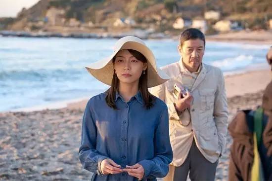 《玻璃芦苇》这部大尺度的日剧其实不止讲畸恋？