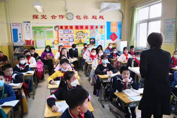 踔厉风发是什么意思解释