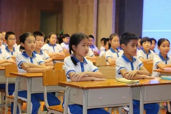 弹无虚发是什么意思