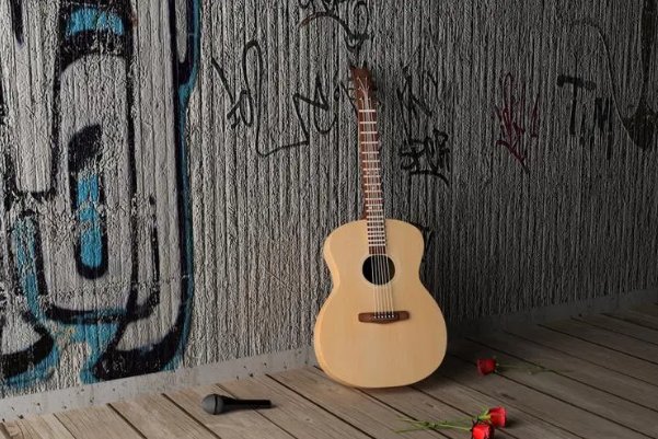 吉他1到6弦的标准音