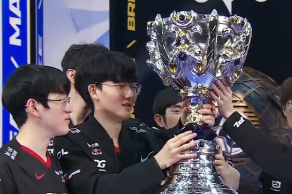edg夺冠阵容