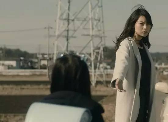 《玻璃芦苇》这部大尺度的日剧其实不止讲畸恋？