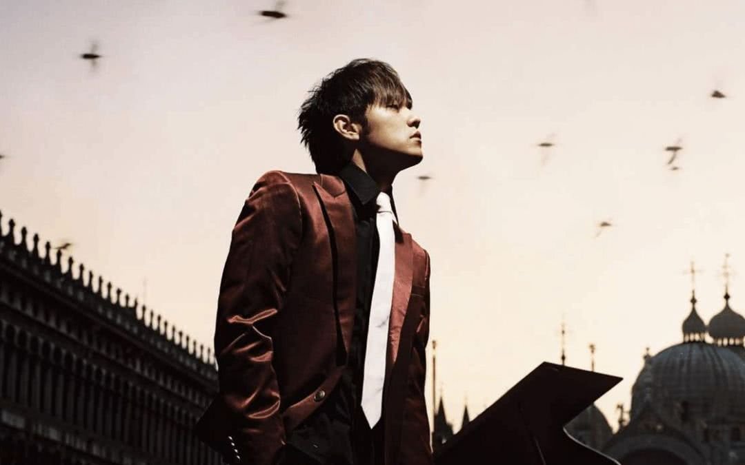 如何评价周杰伦的《世界末日》？