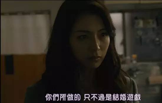 《玻璃芦苇》这部大尺度的日剧其实不止讲畸恋？