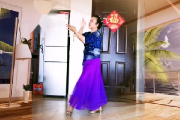 学三步舞的基本步法