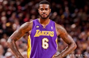 厄尔·克拉克作为一个美国人，怎么会加入菲律宾男篮？