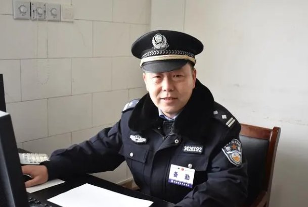 二级高级警长相当于什么级别
