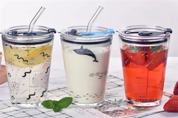 尽量不要使用玻璃吸管，玻璃吸管有何危害？