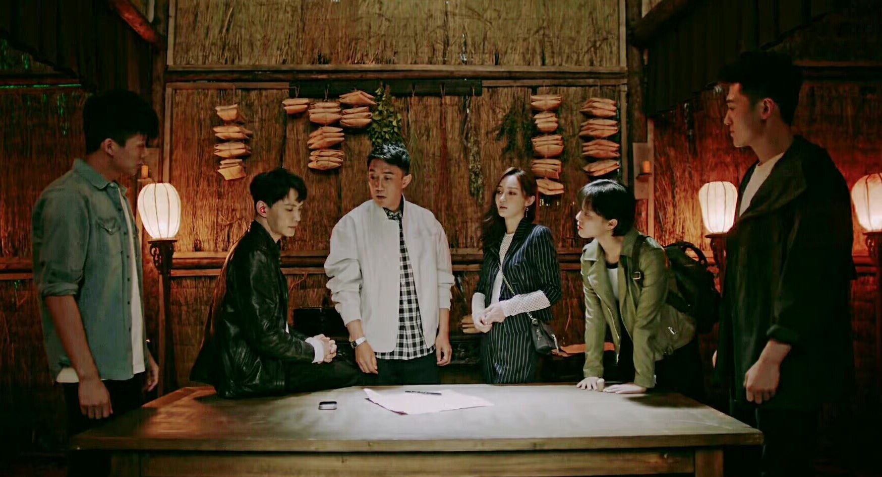 为什么《痕迹》中关庆放弃了杀死王林的计划？