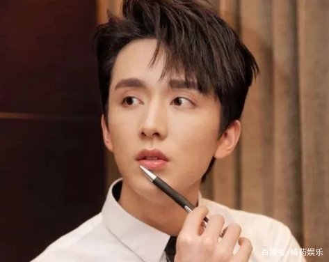 谭松韵和张新成的关系很好，他们有过哪些合作？