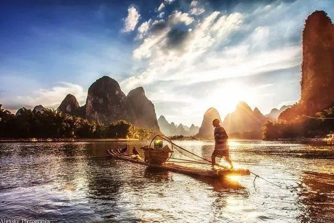 逆水划船打一成语是什么?