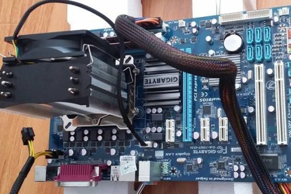 电脑主板报警声一长两短是什么意思？