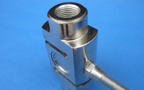 实现互换性的前提条件是什么？