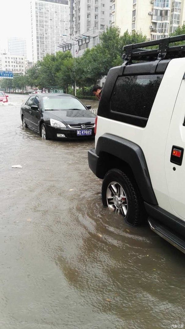 天津肆零极度公益救援，北京BJ40寻找需要帮助的车辆