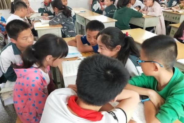 日月同辉是什么意思