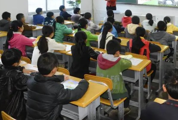 禁毒微动漫第二集狱警是哪一种动物形象的拟人化