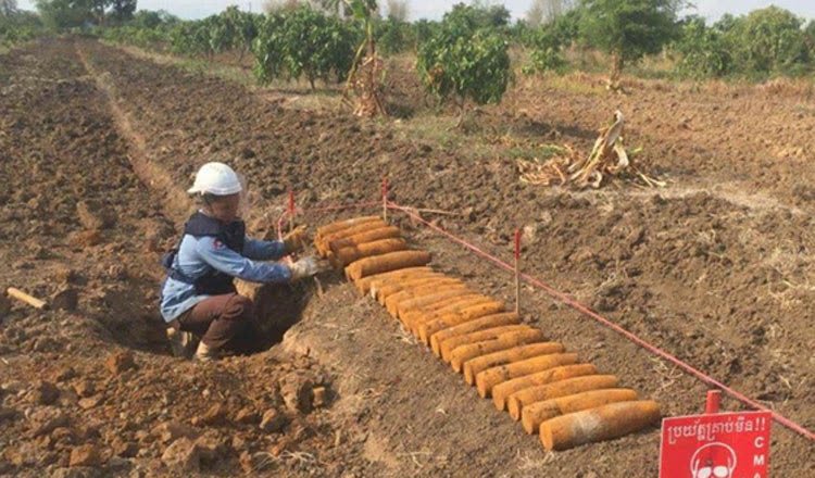 二战最大炸弹拆除时爆炸，为何过去这么久了还会爆炸？