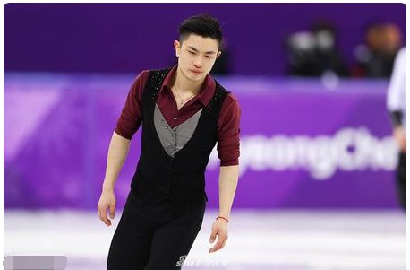 花滑名将闫涵微博宣布退役为什么又秒删？