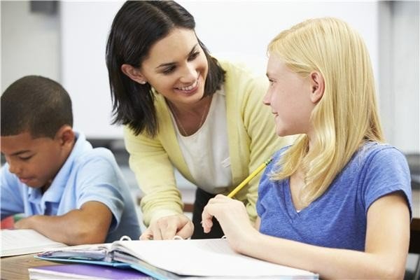 三帮一劝返复学中的“三帮”是指什么