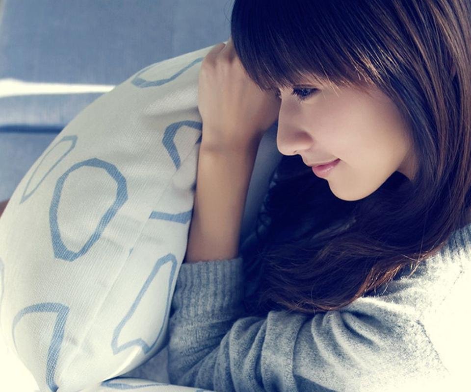 百度贴吧里那些内涵图怎么制作。。也就是把种子藏到图片里的。。。