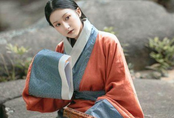 朱子深衣主要用于哪种场合