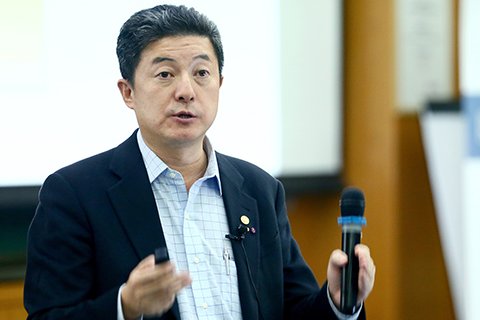 如何看待华人科学家张守晟意外去世?