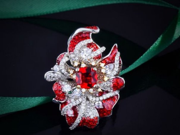 财宝的近义词是啥