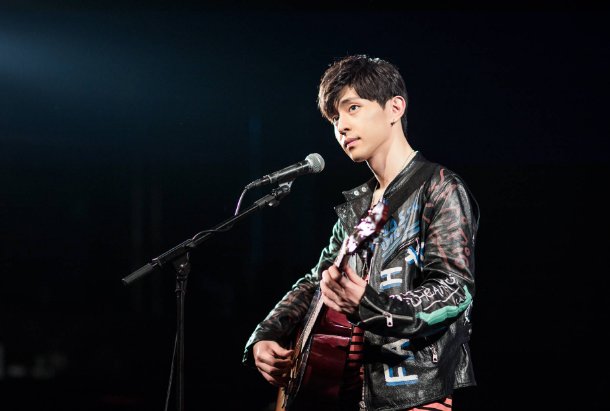 《欢乐颂2》谢童唱的什么歌，谢童