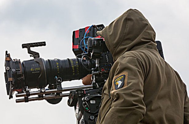 中文字日产幕码三区的制作方法