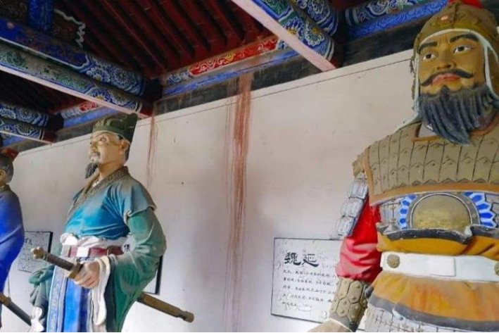 天不绝曹打一三国人物