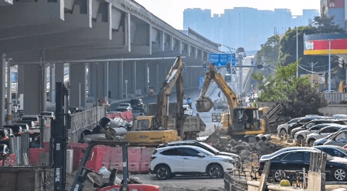 99后务工者被困在上海工地，他当初为何会选择上海这座城市