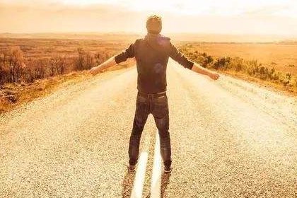 坚强的句子说说励志