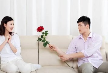 男生最抵抗不了的接吻方式