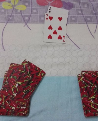 如何玩扑克牌？