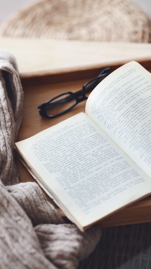 《竹石》的写作背景？