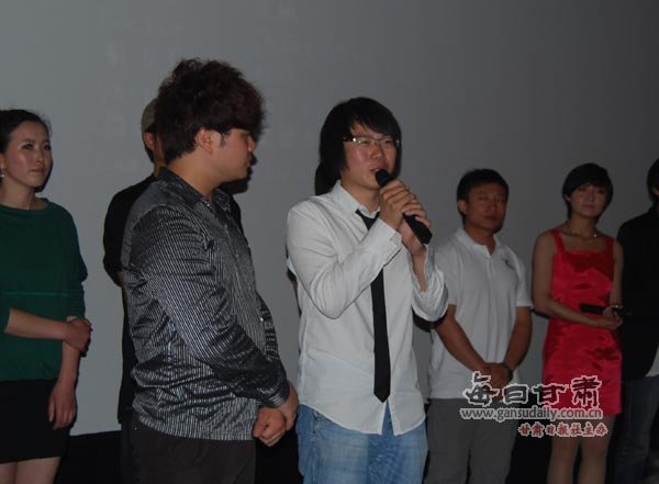 失乐岛的关于导演