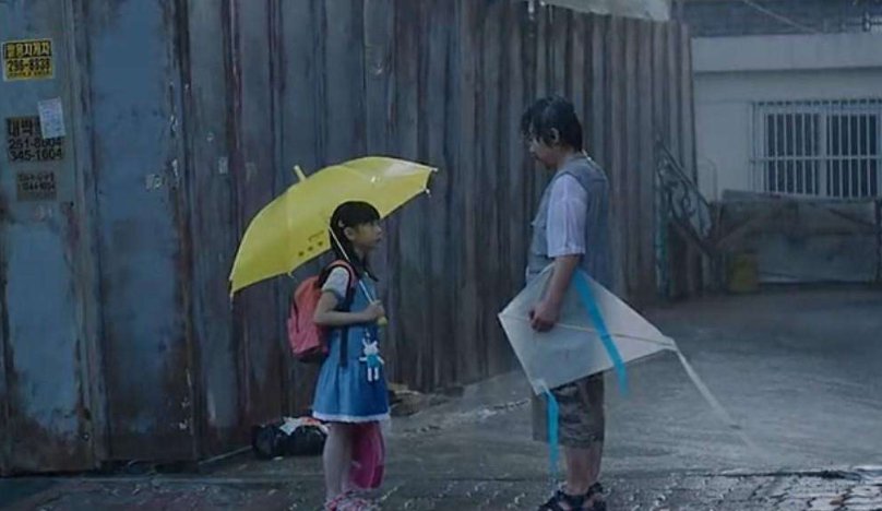 素媛老家加装近四千个摄像头，凶手不可能再犯案，为何这家人紧跟素媛不放？