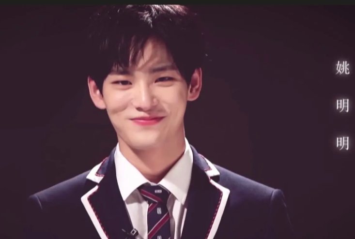 姚明明的演艺经历？