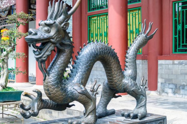 吏无前例是什么生肖