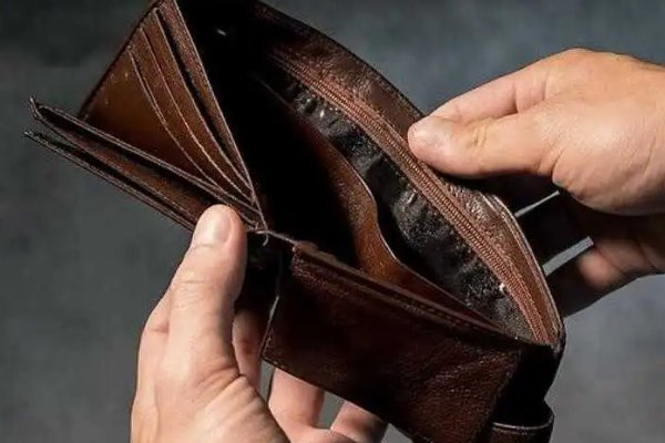 经济拮据的意思是什么