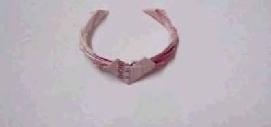 怎样用100元叠戒指