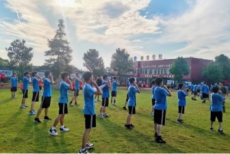 有哪些国家戒网瘾的学校？