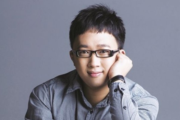 于正明明是个男性，为何会有“于妈”之称？