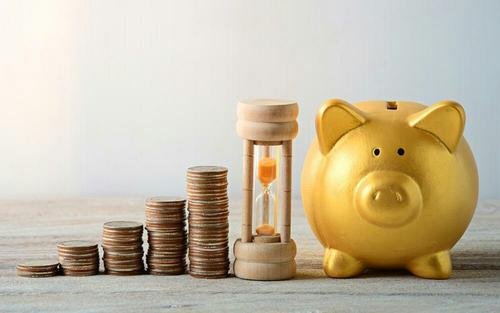 英国一对夫妻中奖8亿却不开心，在你看来人这一生当中什么最重要？