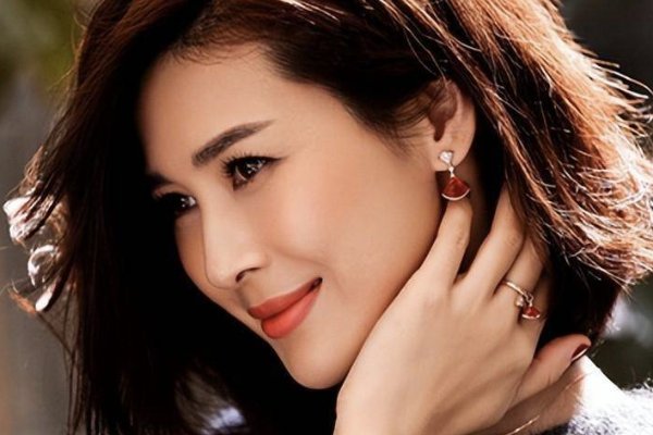 破晓东方演员表都有谁?