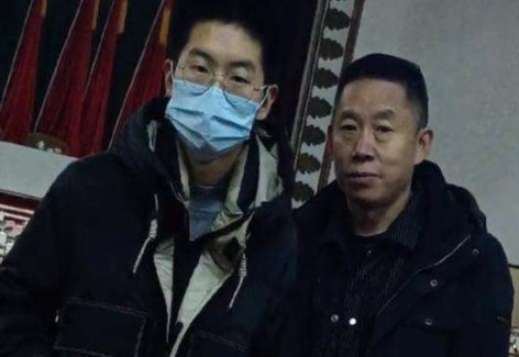 孙海洋一家三口温馨同桌吃饭，他们之间的关系是否更进了一步？