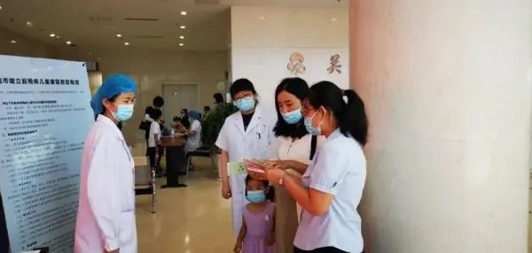 代表建议对适龄残障妇女实行节育措施，官方对此有何回应？