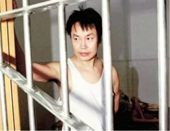 张子强连李嘉诚都敢动，为什么却动不了何鸿燊？