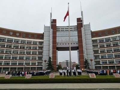 深圳奋达技校学费