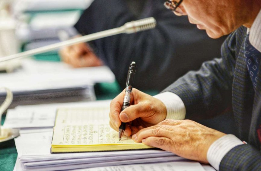 消息二则怎么仿写